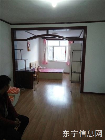 楼房出售（租）东兴小区二中边上（学区房）