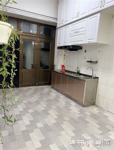 出租一中南门阳光五区车库住宅陪读