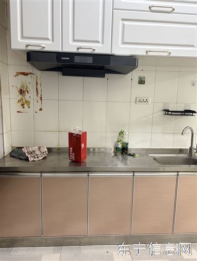 出租一中南门阳光五区车库住宅陪读