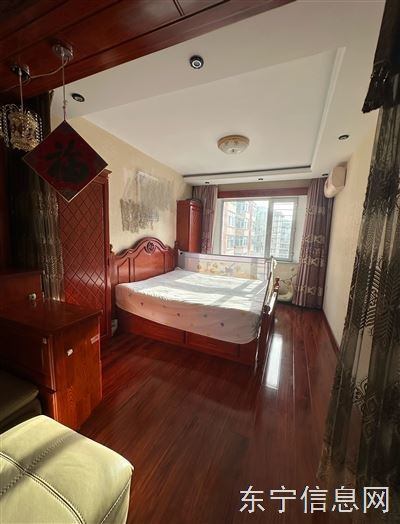 吉房出售，二中实小步行8分钟