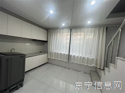 出租门市（可办公也可以当住宅）