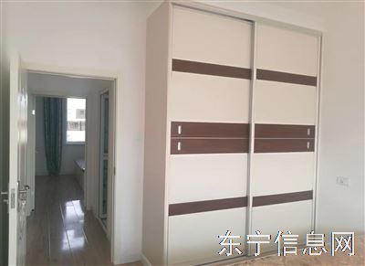 金港湾吉楼出售