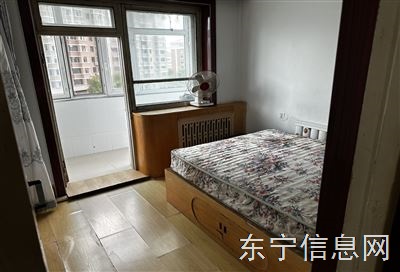 房屋出租  房产 8 号楼 5 楼